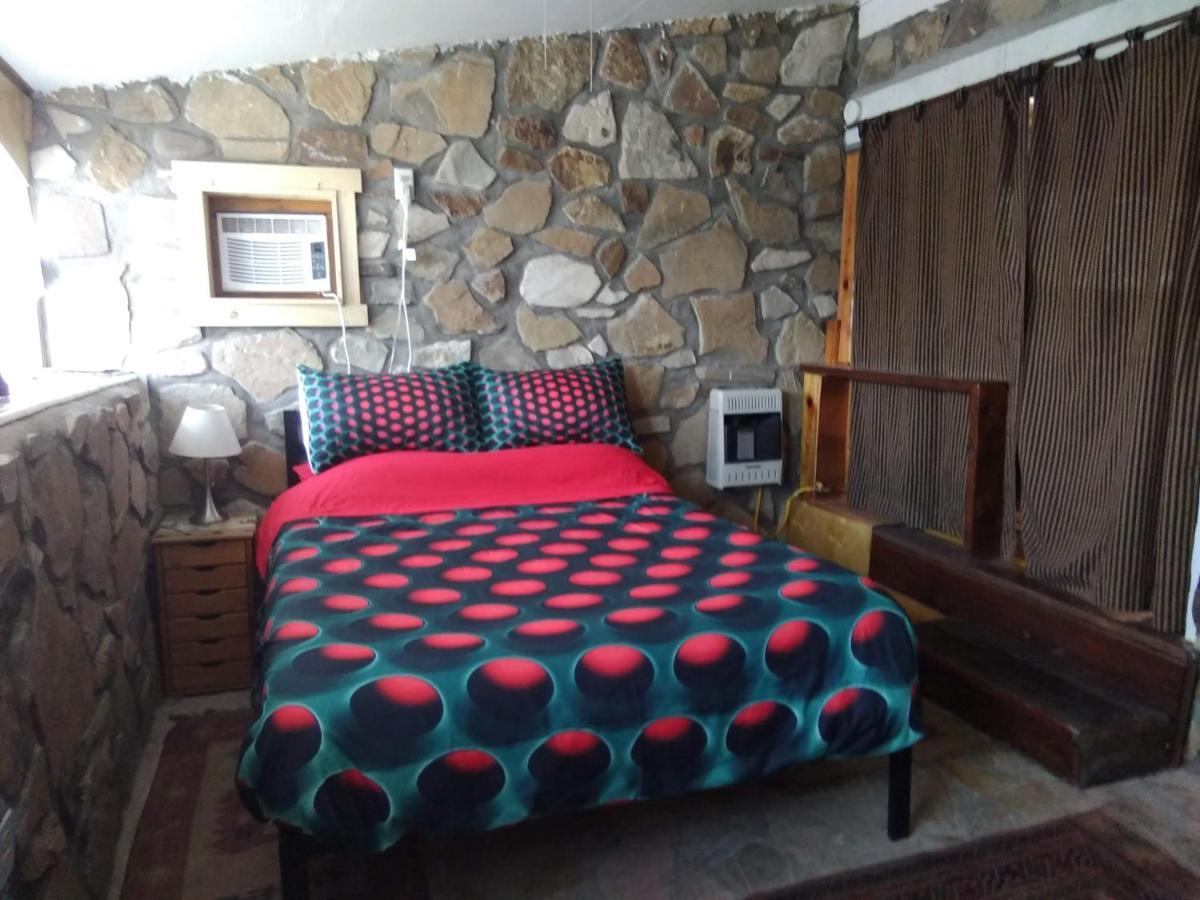 La Loma Del Chivo Llc Stone Cottage Alternative Building Marathon Exterior foto